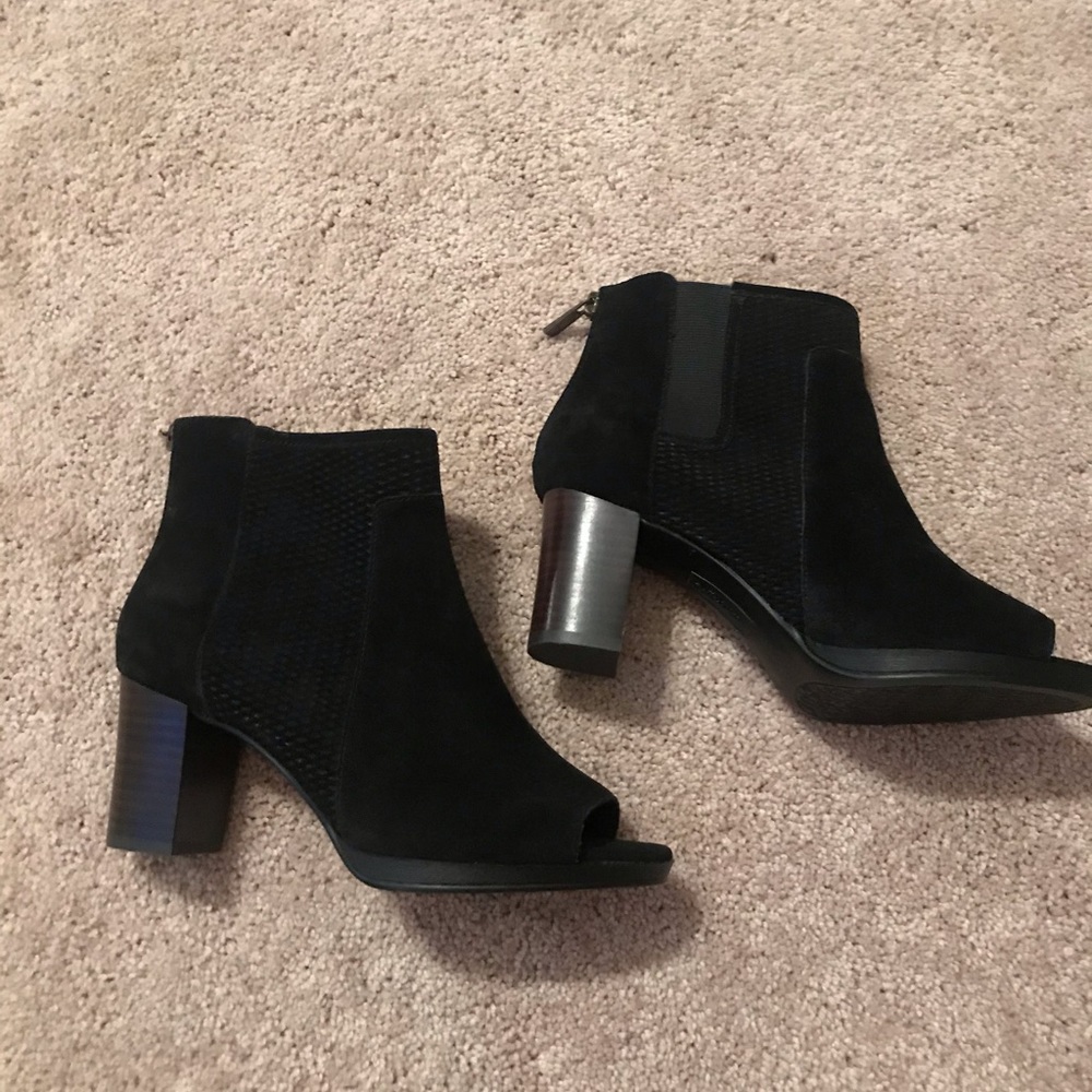 Bella vita boots (New without box)